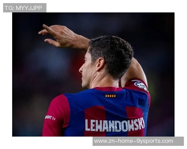 克鲁伊维特称若为巴萨主帅将续约莱万一年看重其经验与能力